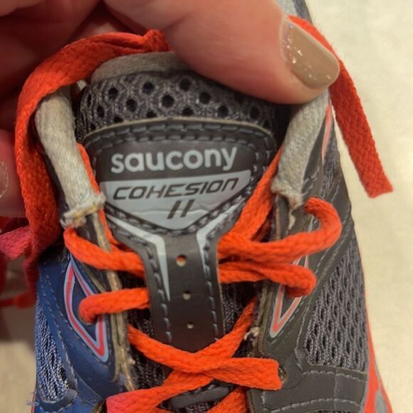 SAUCONY cohesion 11 women’s sneakers size 8.5 good shape, gray with orange. - Picture 2 of 7